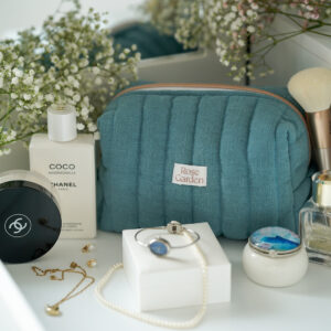 Średnia lniana kosmetyczka typu Box -turkus - L